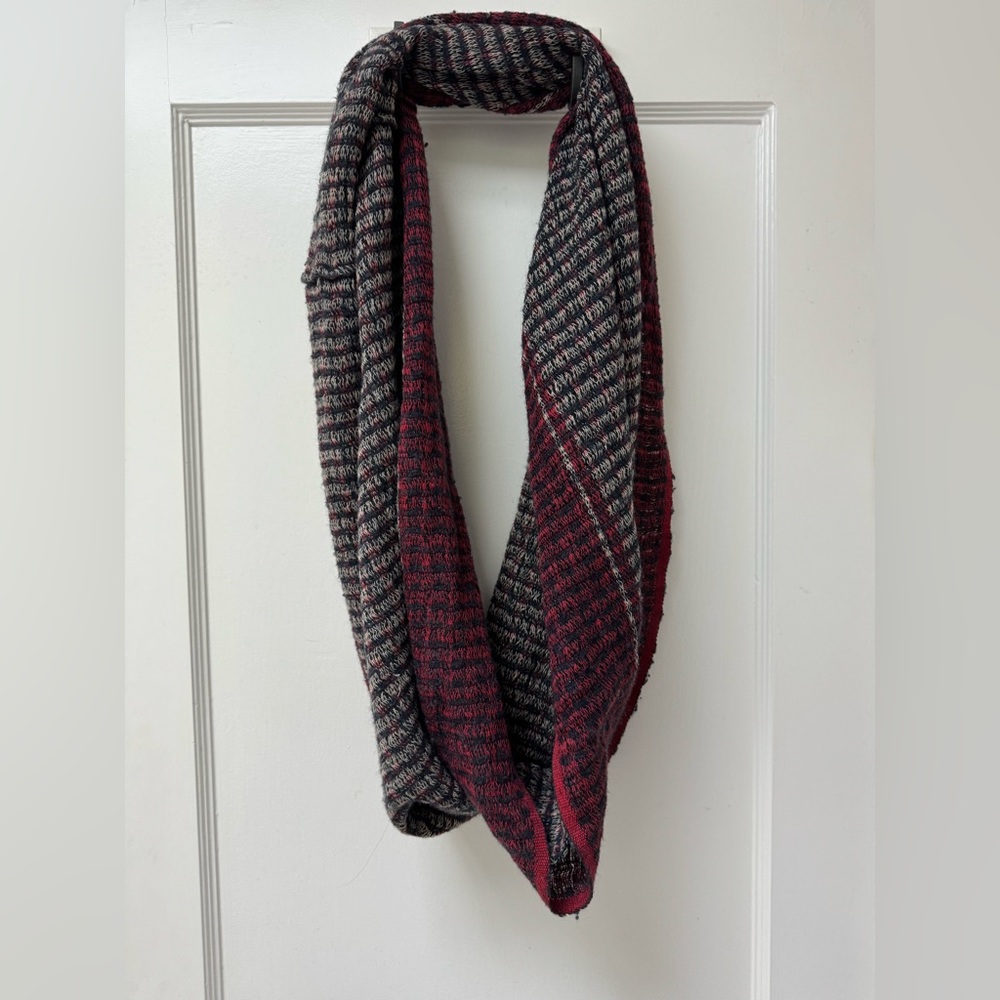 Madewell red blue infinity scarf